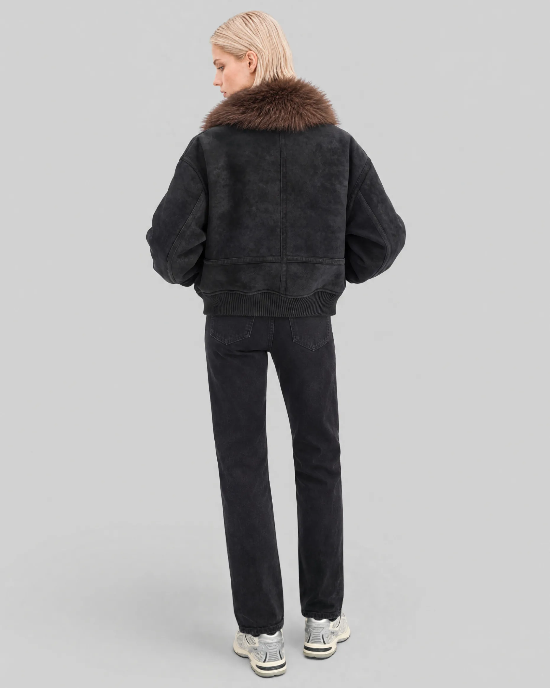 Blouson avec col fausse fourrure noir