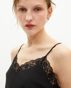 Caraco en soie et dentelle noir