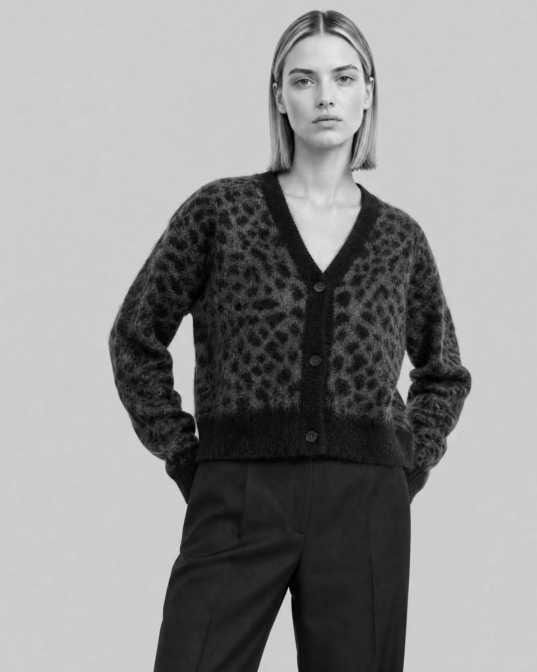 Cardigan en mohair mélangé motif léopard