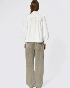 Chemise en coton blanche
