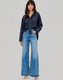 Chemise en coton rayée avec cravate amovible marine