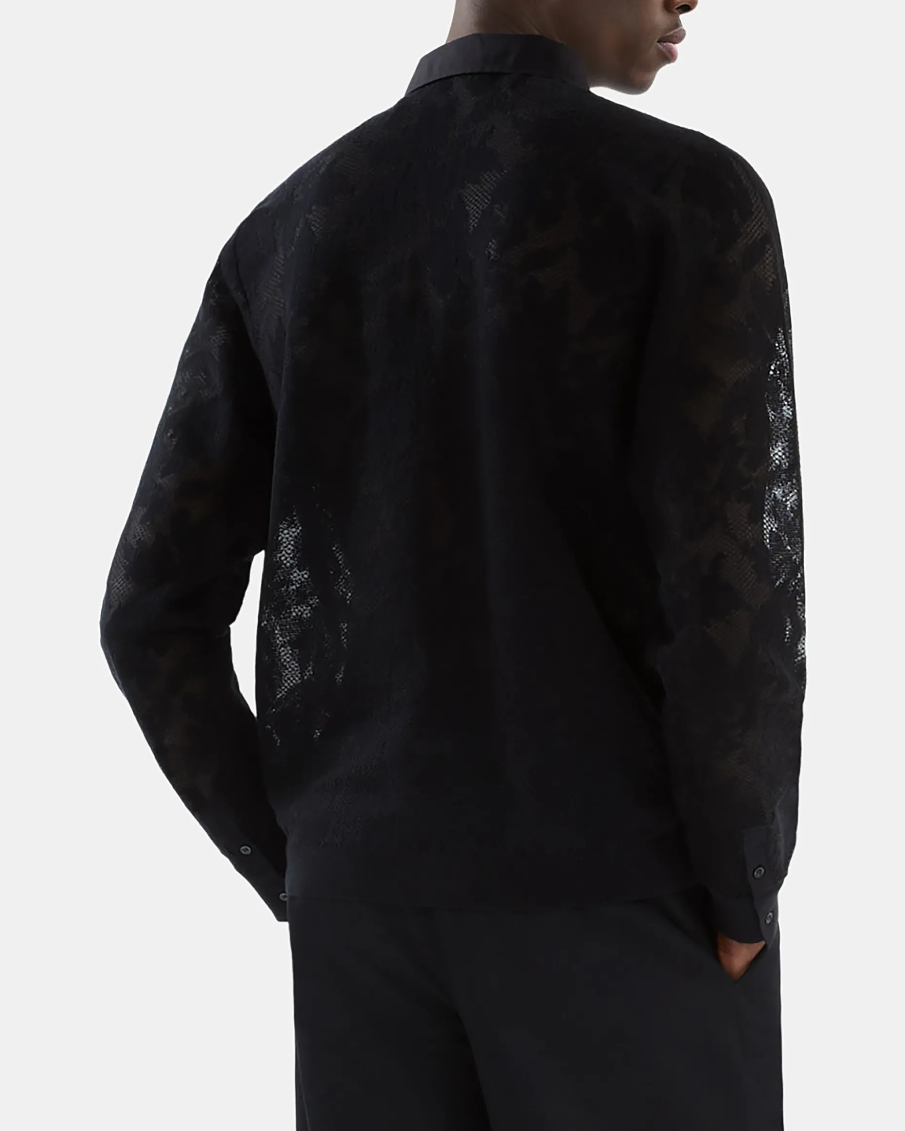 Chemise en dentelle noire