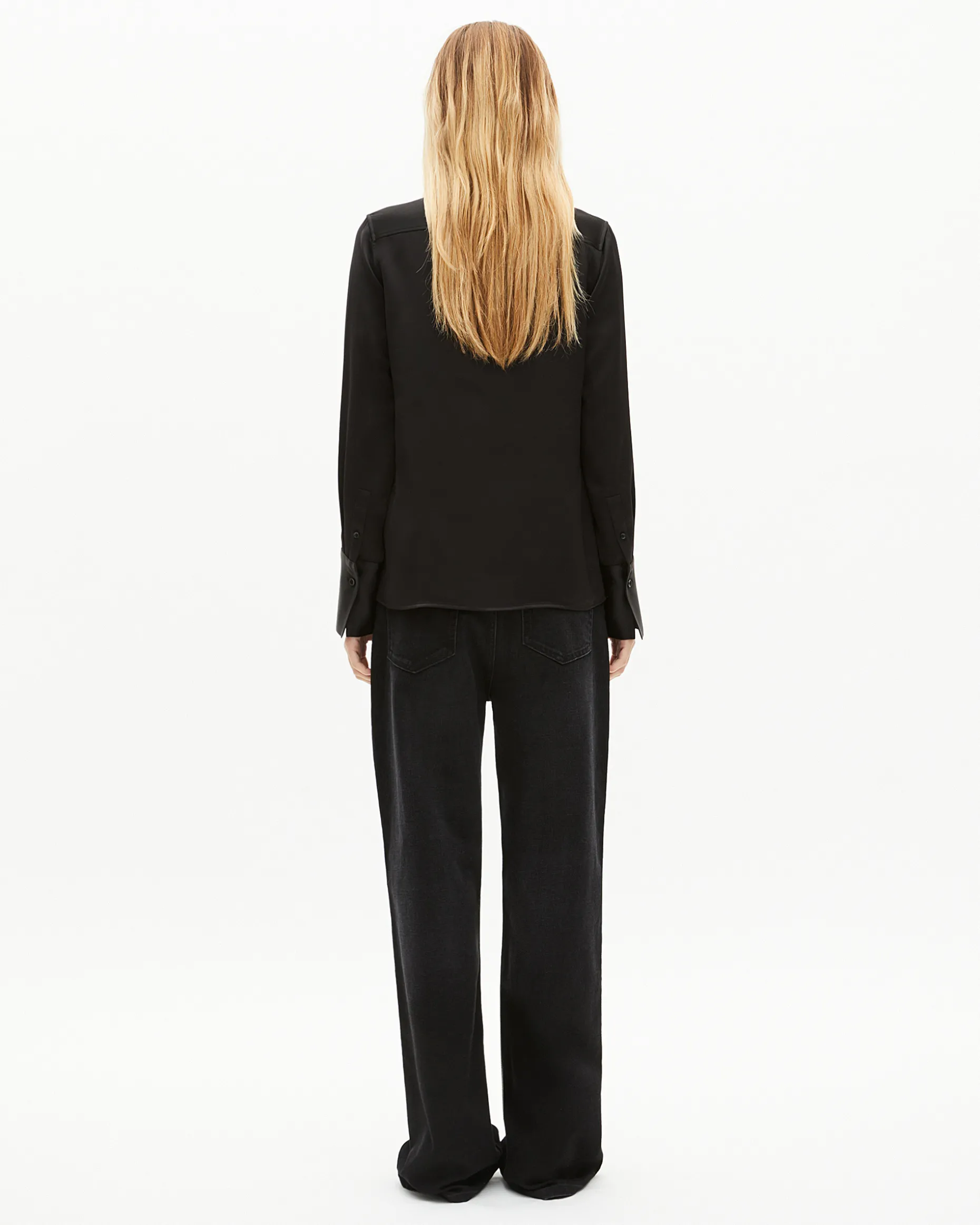 Chemise en satin noir