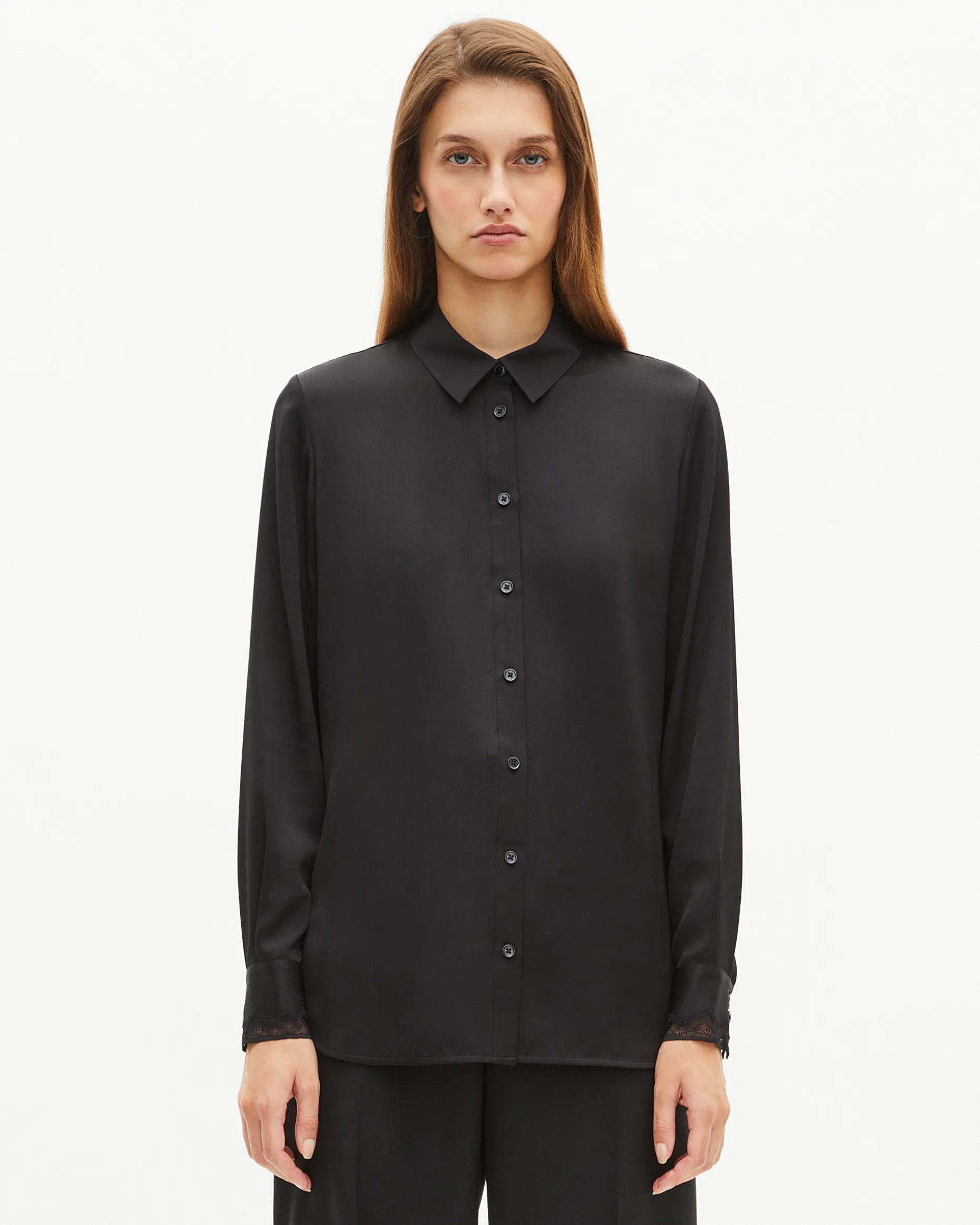 Chemise en soie noire