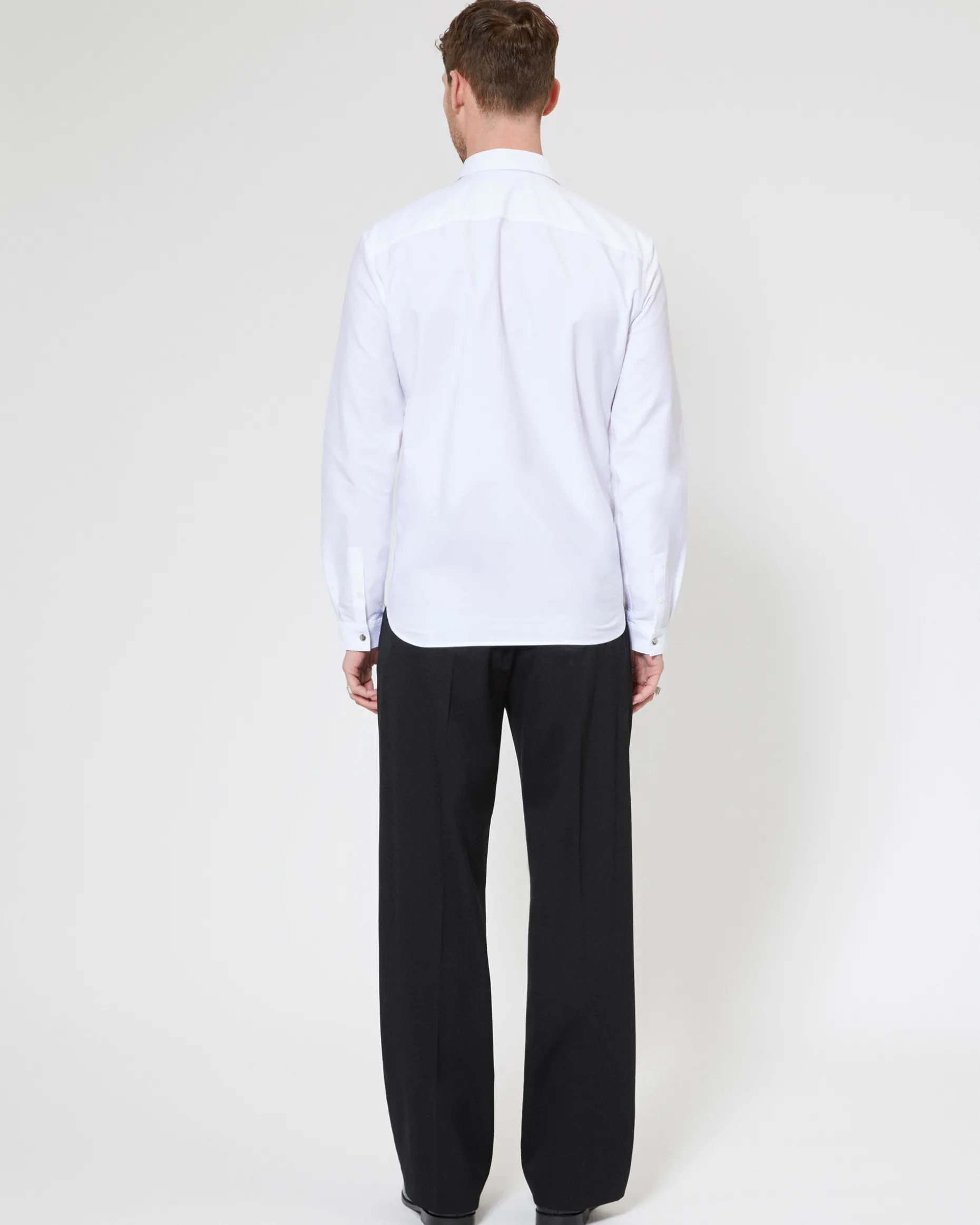 Chemise formelle avec bride blanche