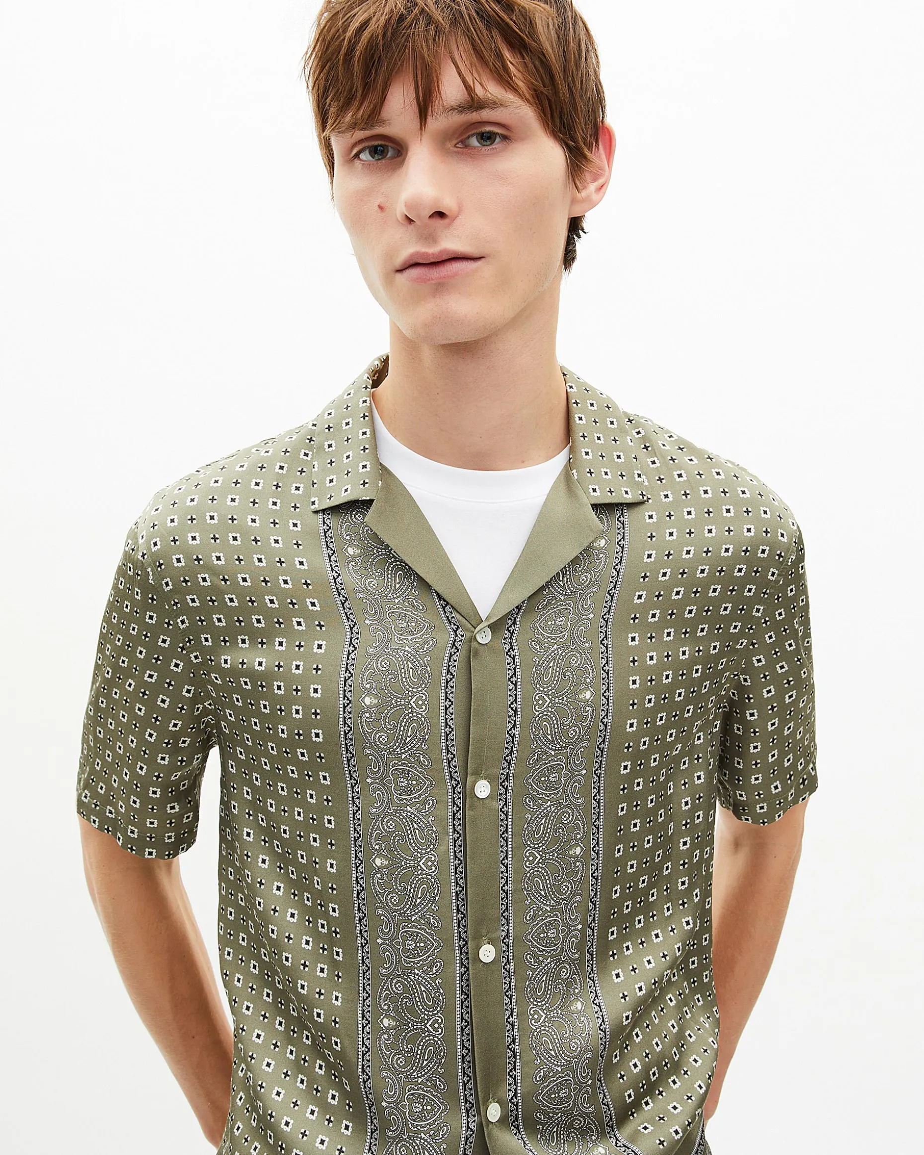 Chemise manches courtes imprimé bandana kaki