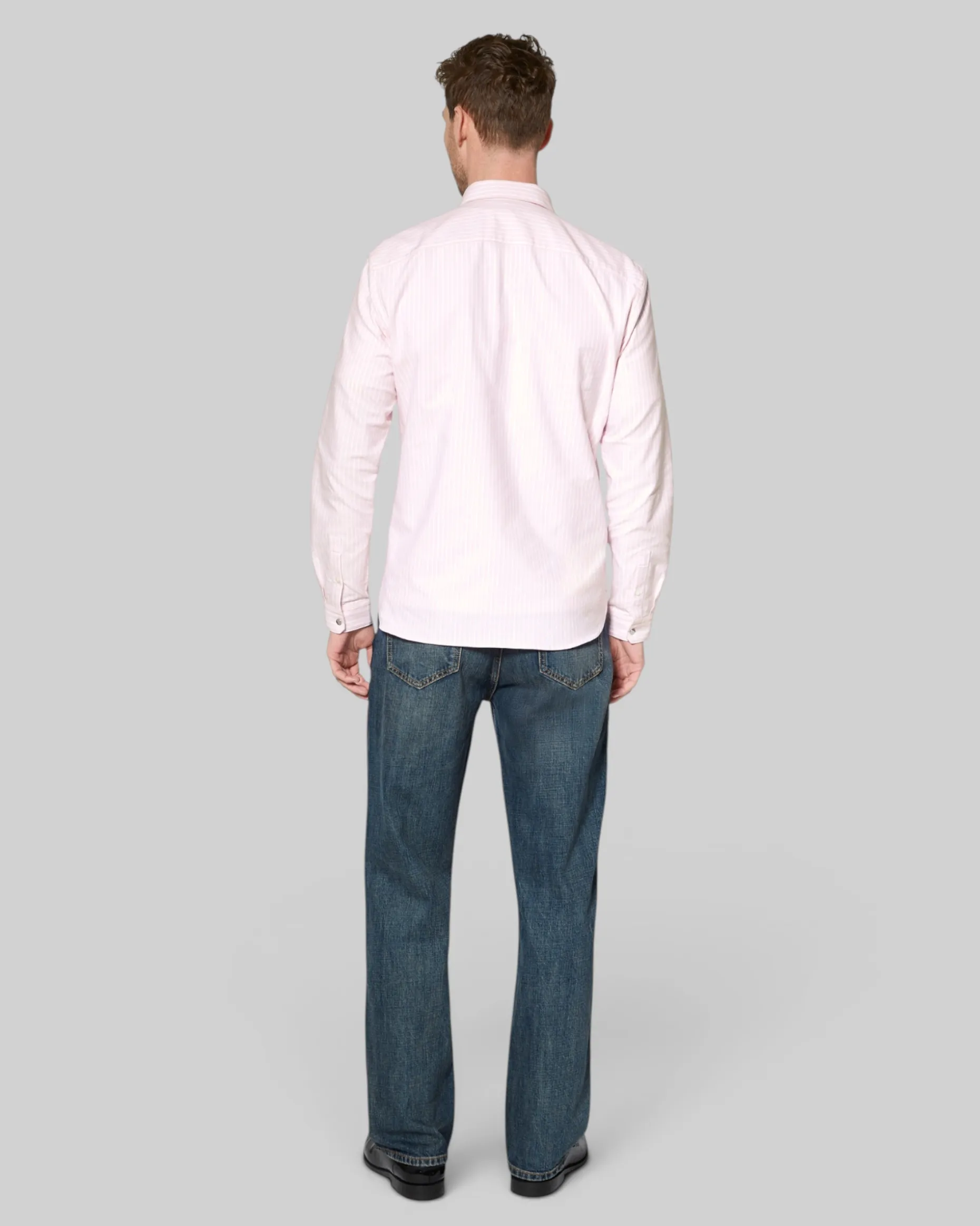 Chemise à rayures blanche et rose
