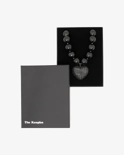 Collier pendentif cœur avec perles noir