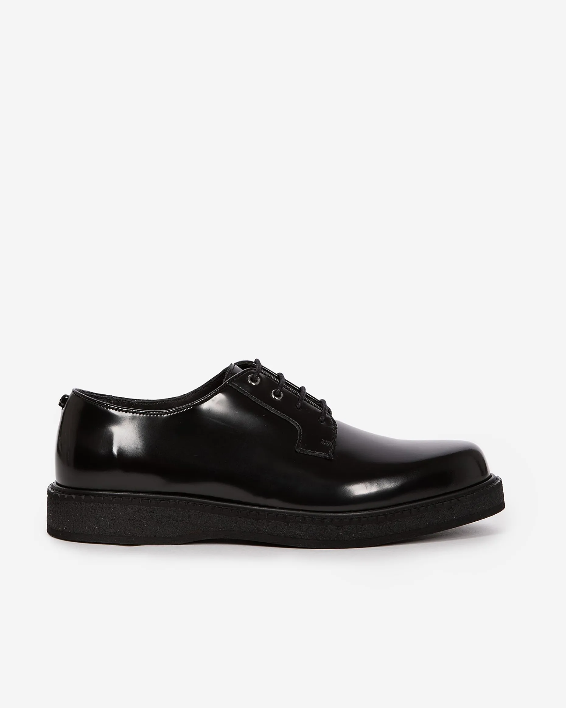 Derbies avec oeillets en cuir noires