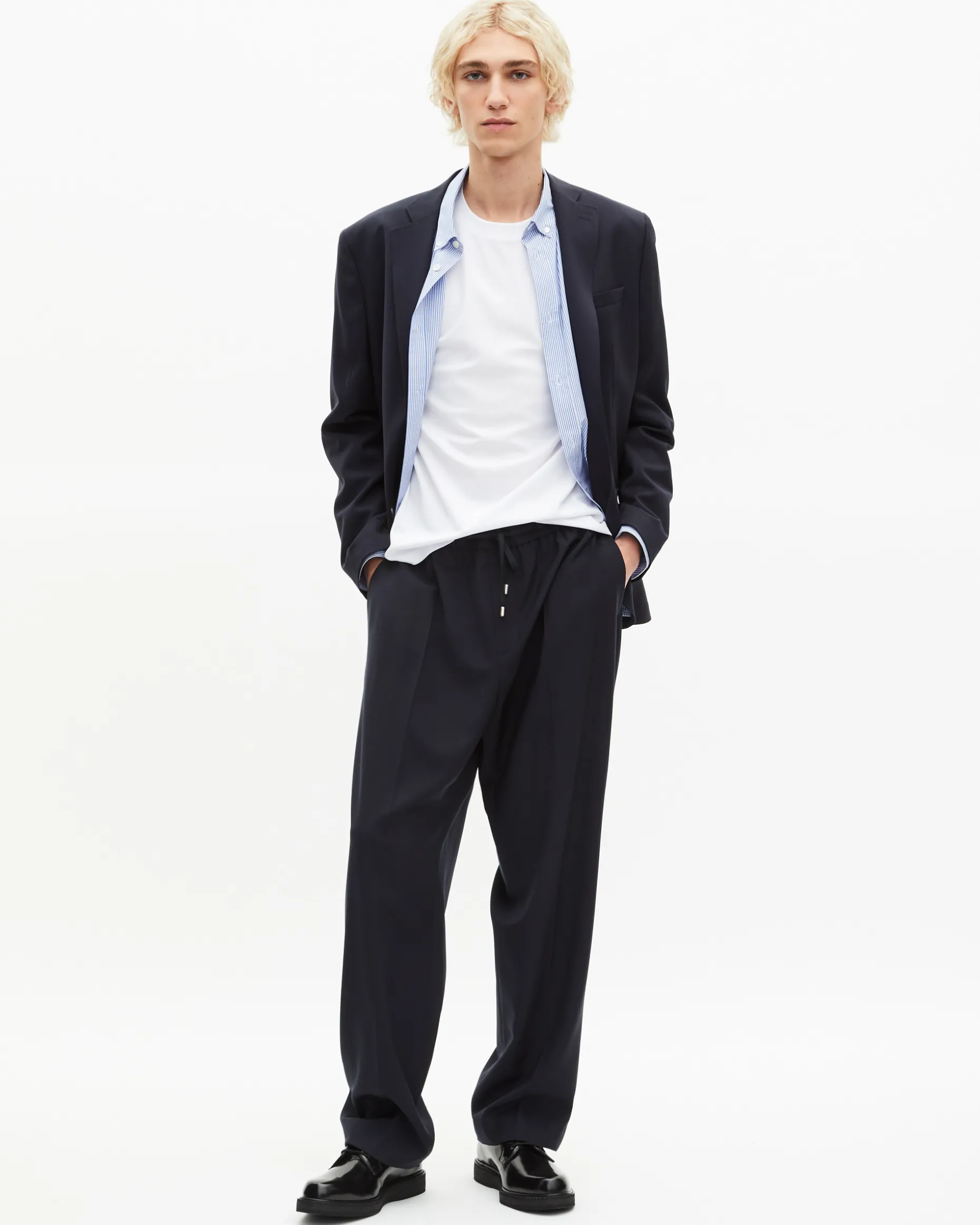 Derbies avec oeillets en cuir noires