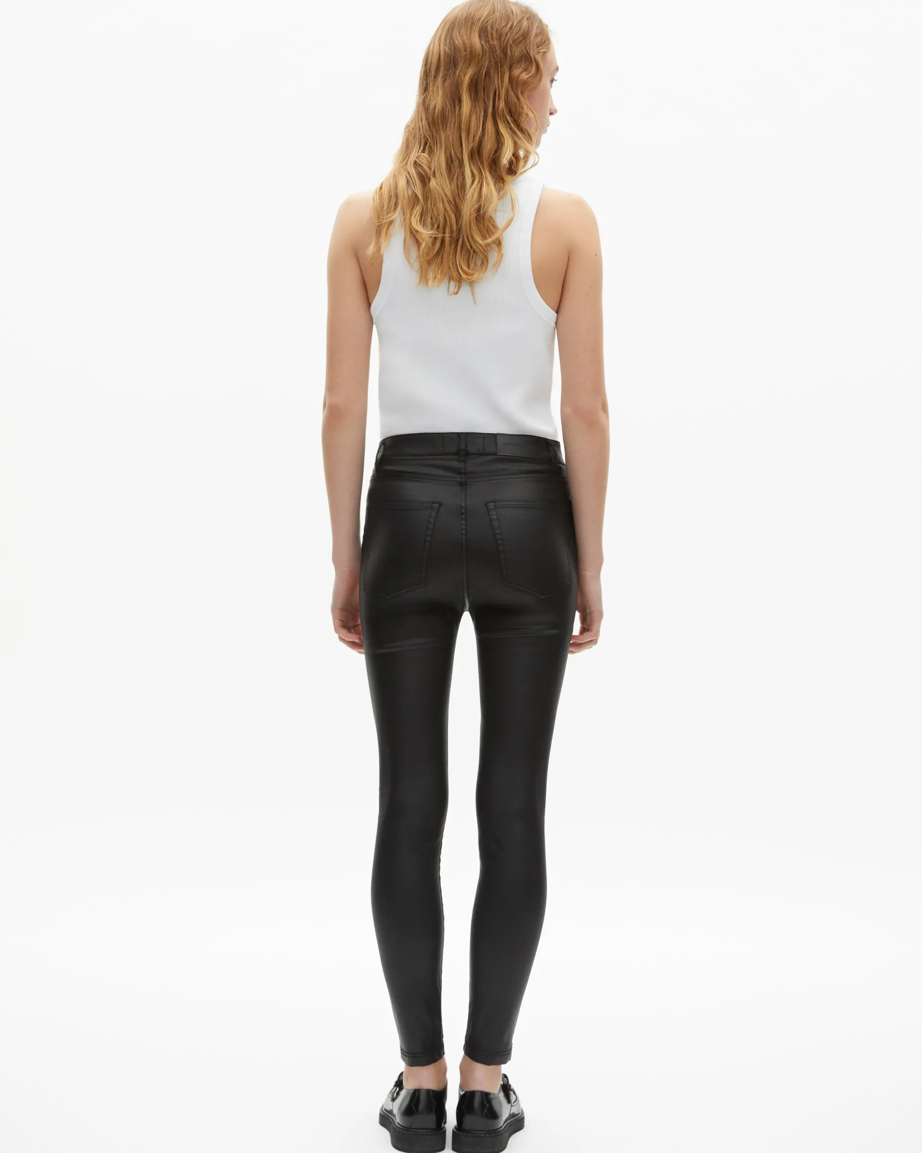 Jean slim effet cuir noir