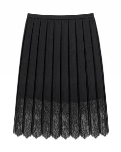 Jupe courte avec dentelle noire