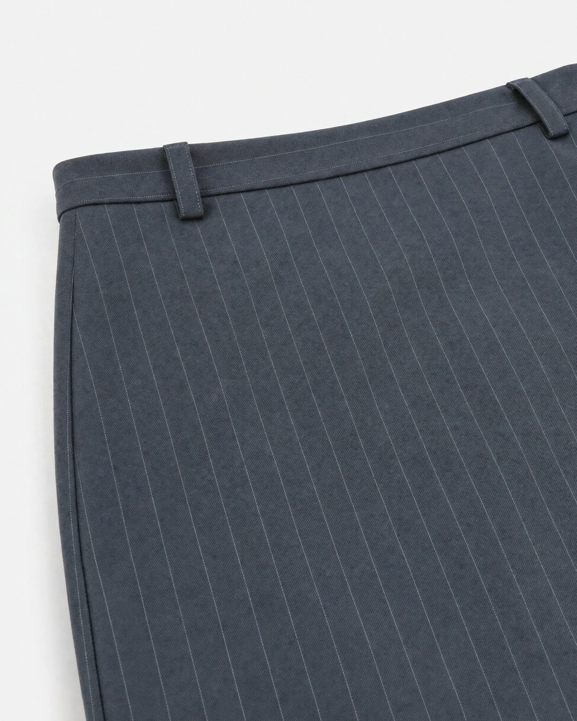 Jupe short courte en laine motif rayures fines marine
