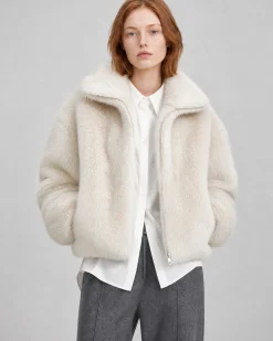 Manteau en fausse fourrure col montant ecru
