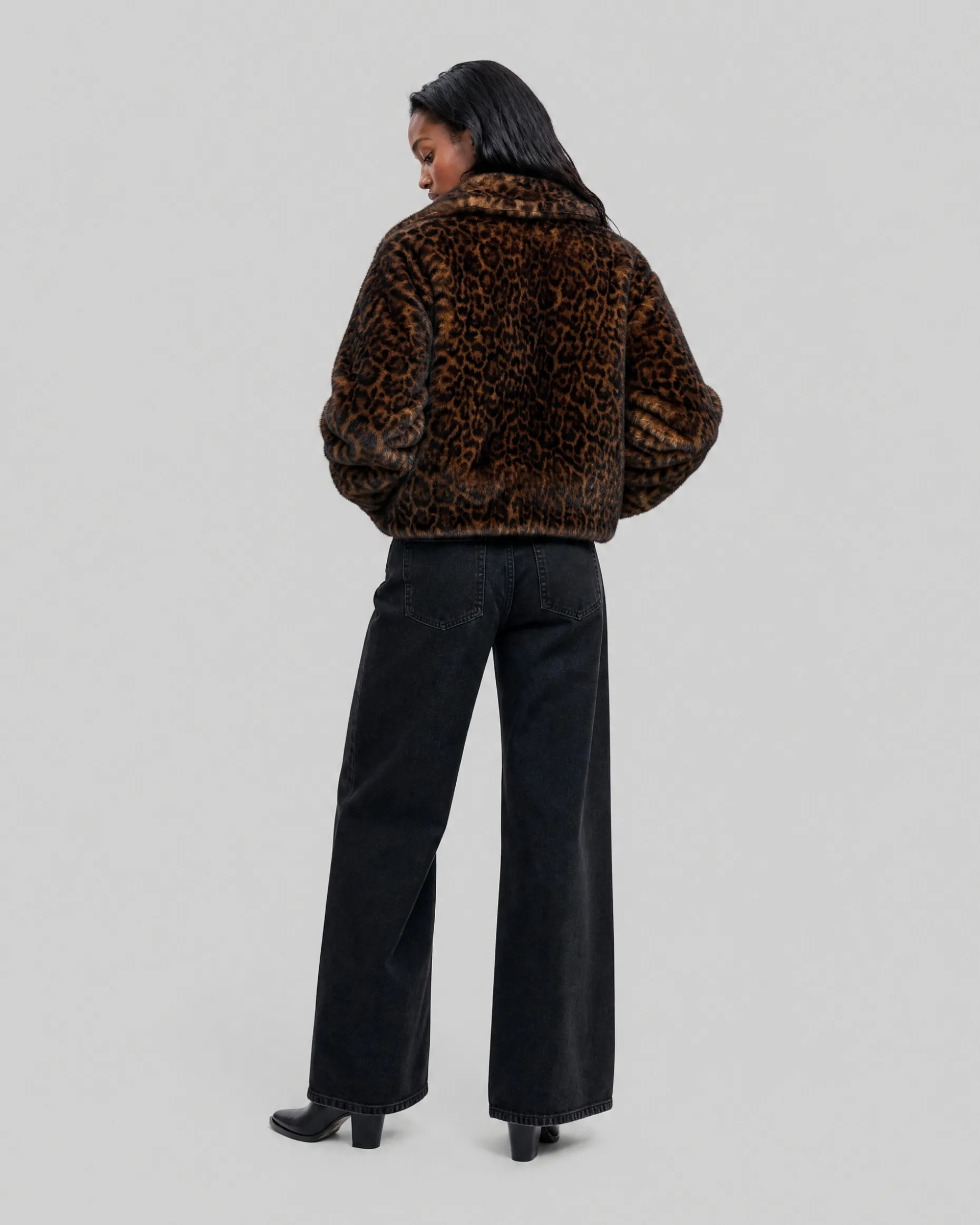 Manteau en fausse fourrure imprimé léopard