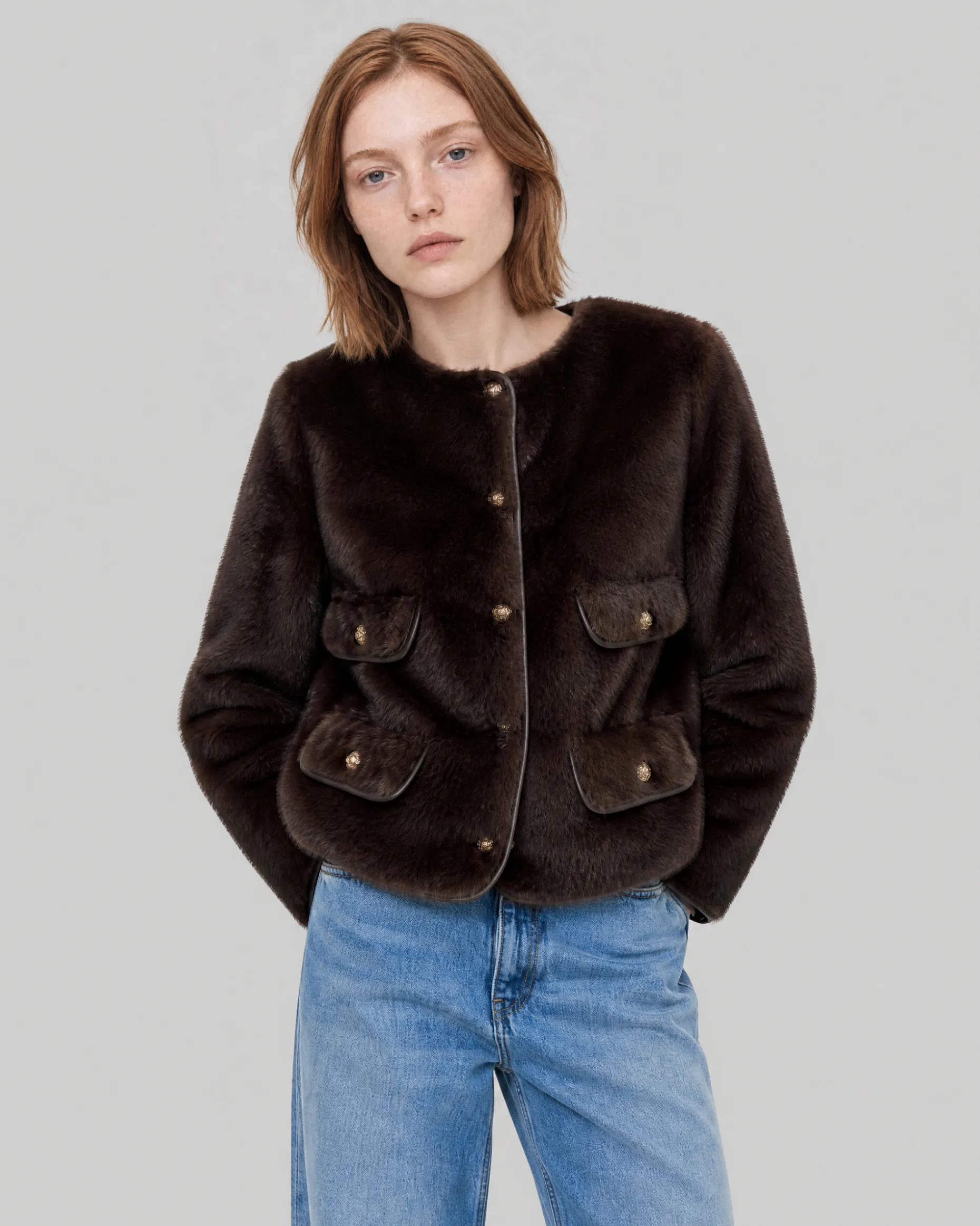 Manteau en fausse fourrure marron
