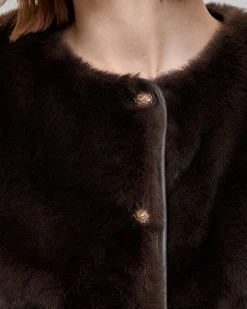 Manteau en fausse fourrure marron