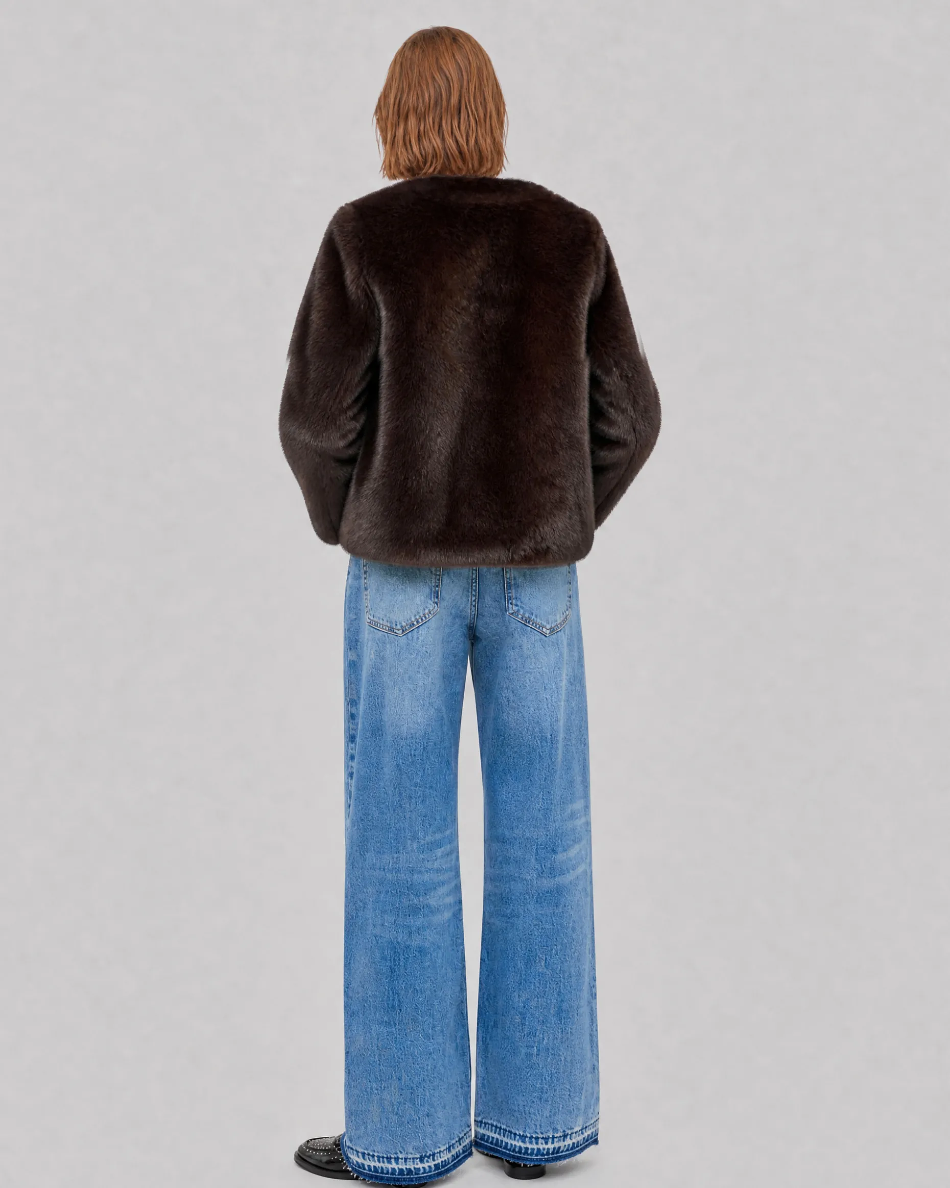 Manteau en fausse fourrure marron