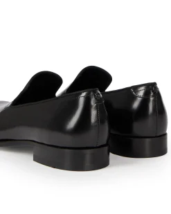 Mocassins en cuir brillant noirs