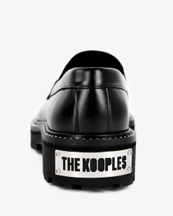 Mocassins en cuir noirs