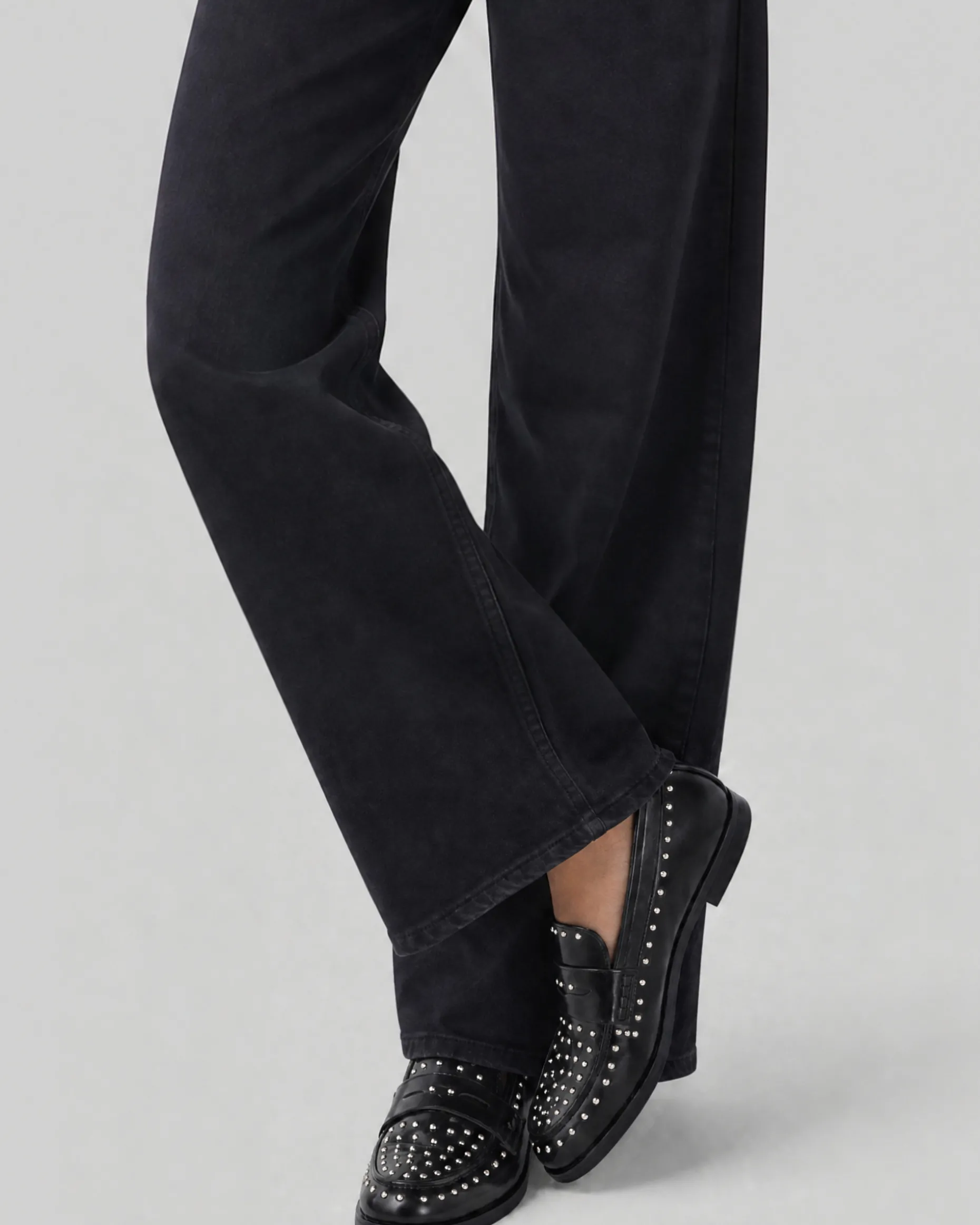 Mocassins à studs en cuir noirs