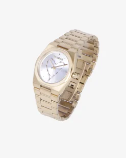 Montre avec coeur dorée