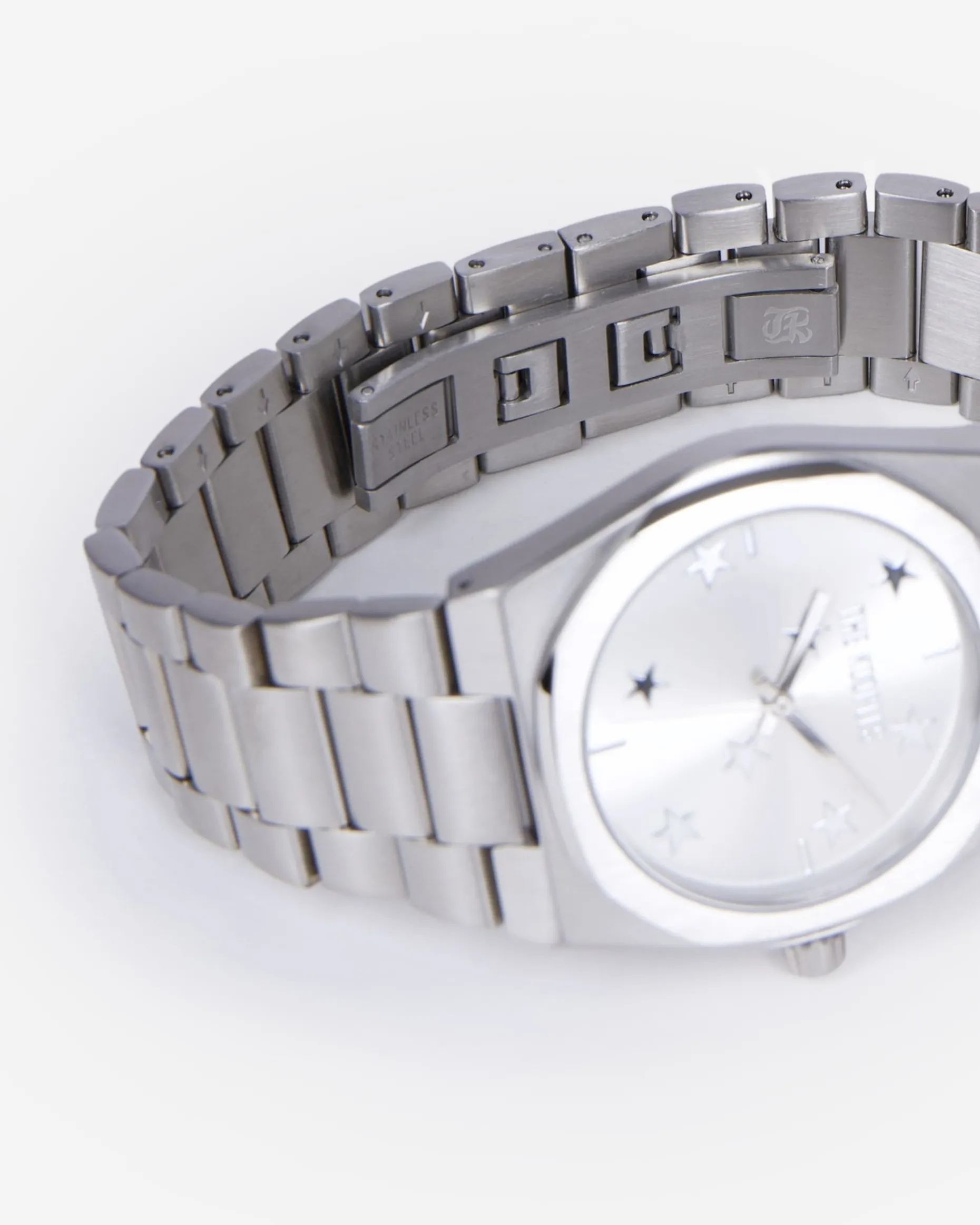 Montre avec étoiles argentée
