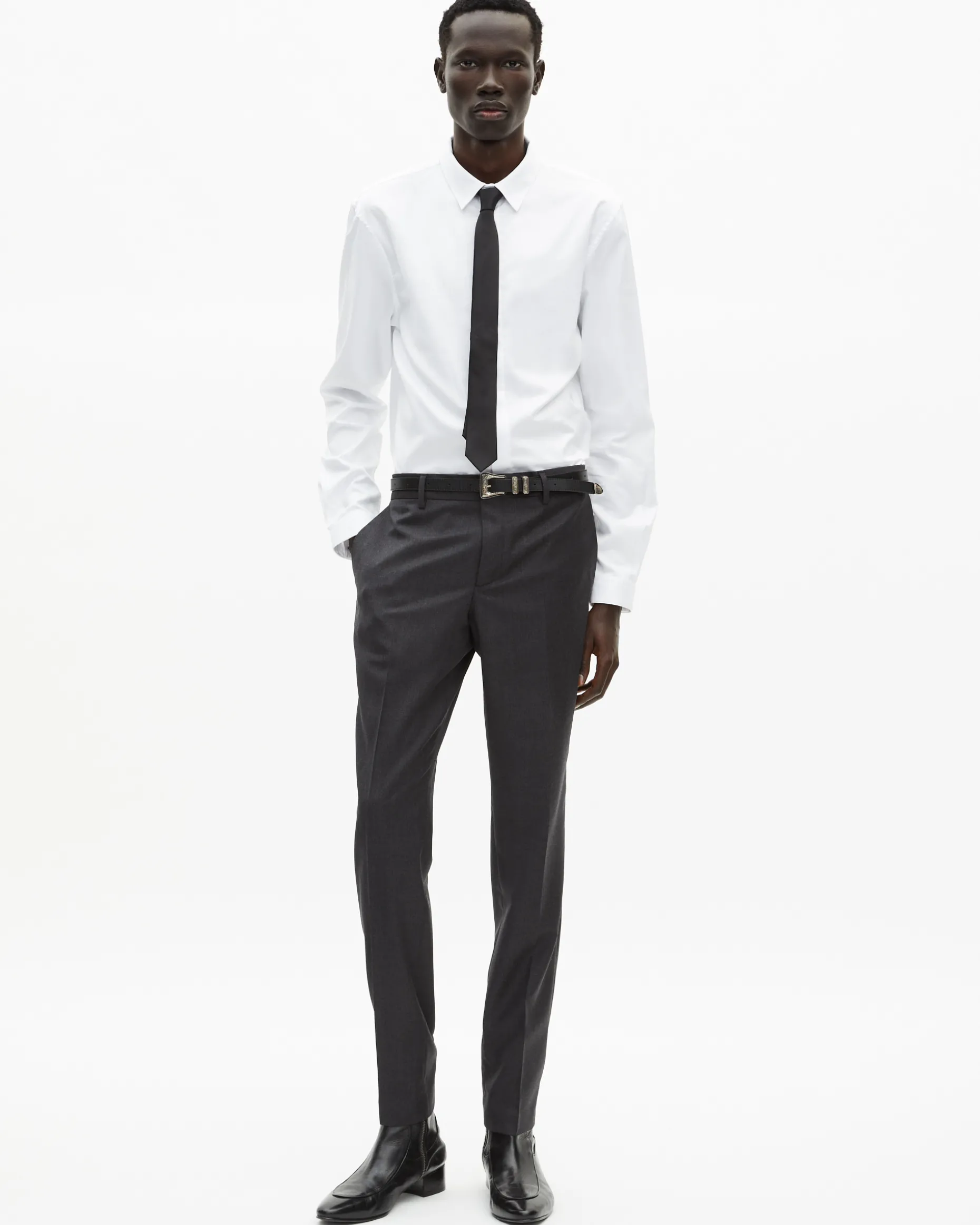 Pantalon de costume ajusté en laine gris