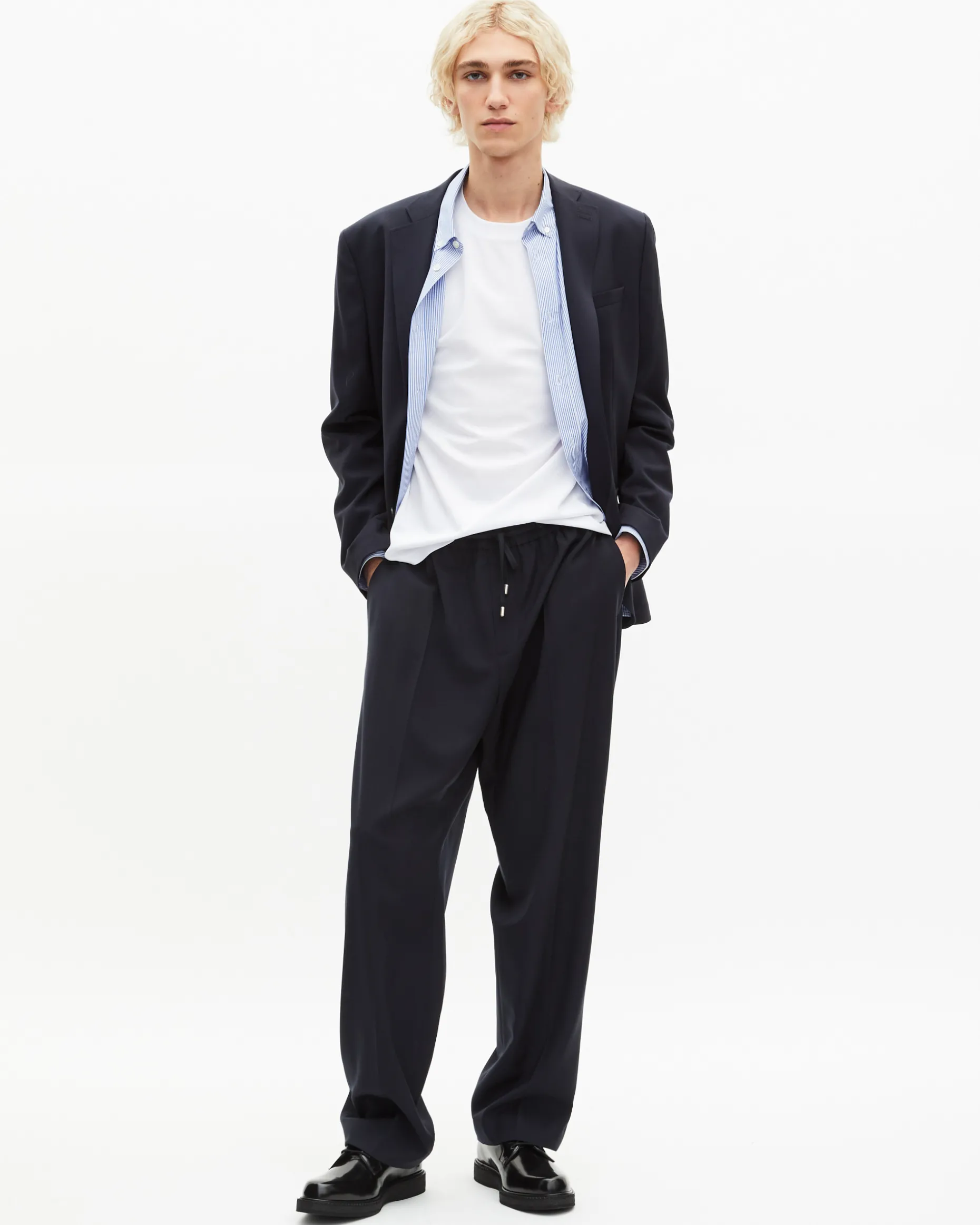 Pantalon de costume droit en laine marine