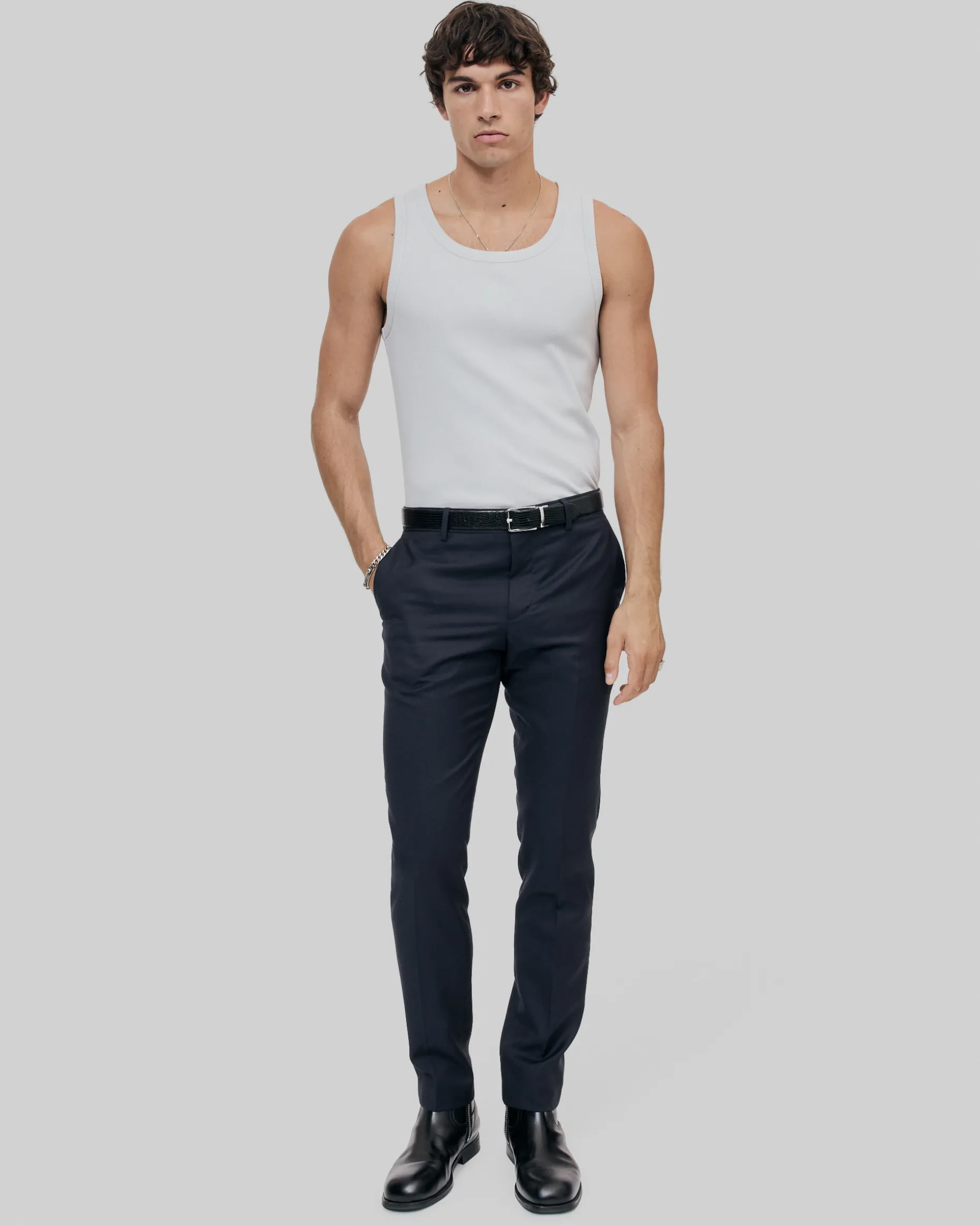 Pantalon de costume en laine ajusté bleu