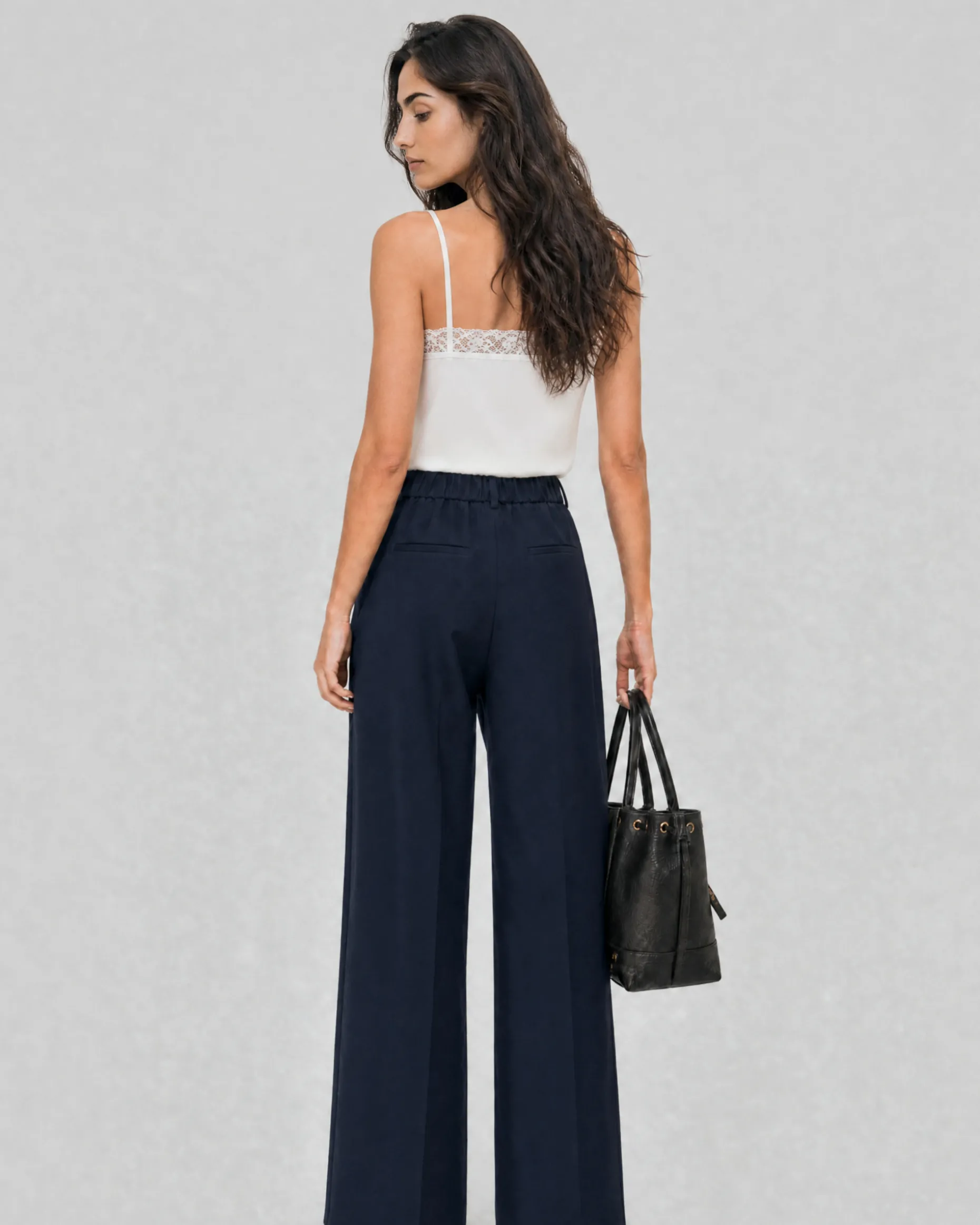 Pantalon de tailleur large en laine mélangée marine