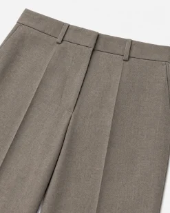 Pantalon de tailleur large en laine beige