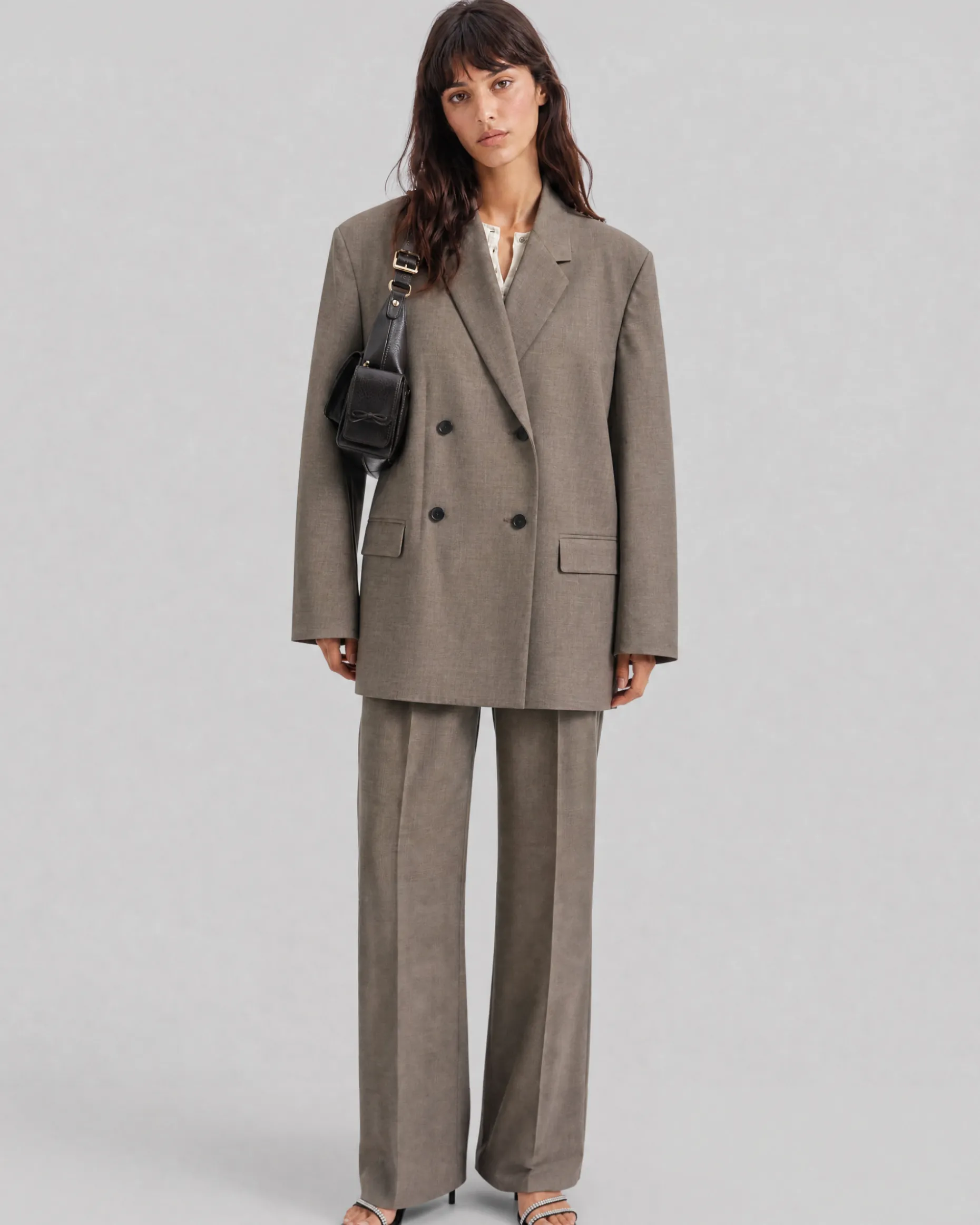 Pantalon de tailleur large en laine beige