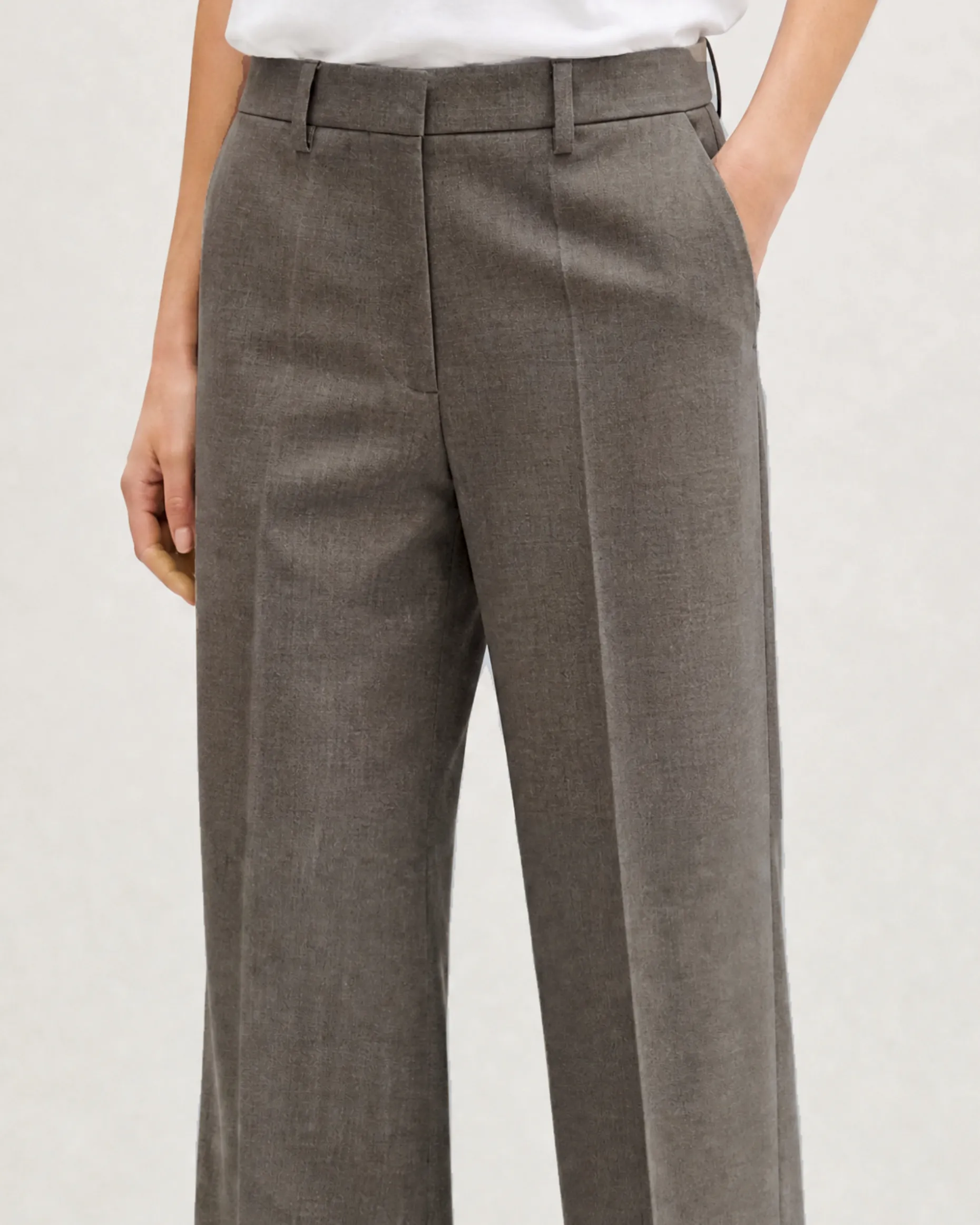 Pantalon de tailleur large en laine beige