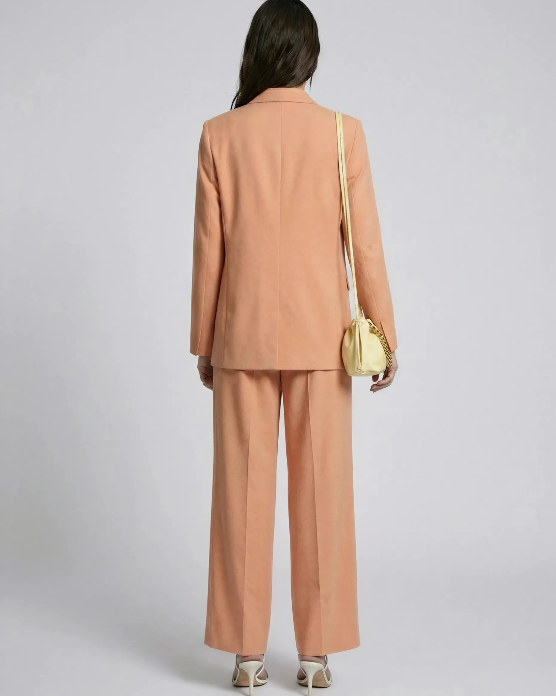Pantalon de tailleur à pinces large en lin et coton orange clair