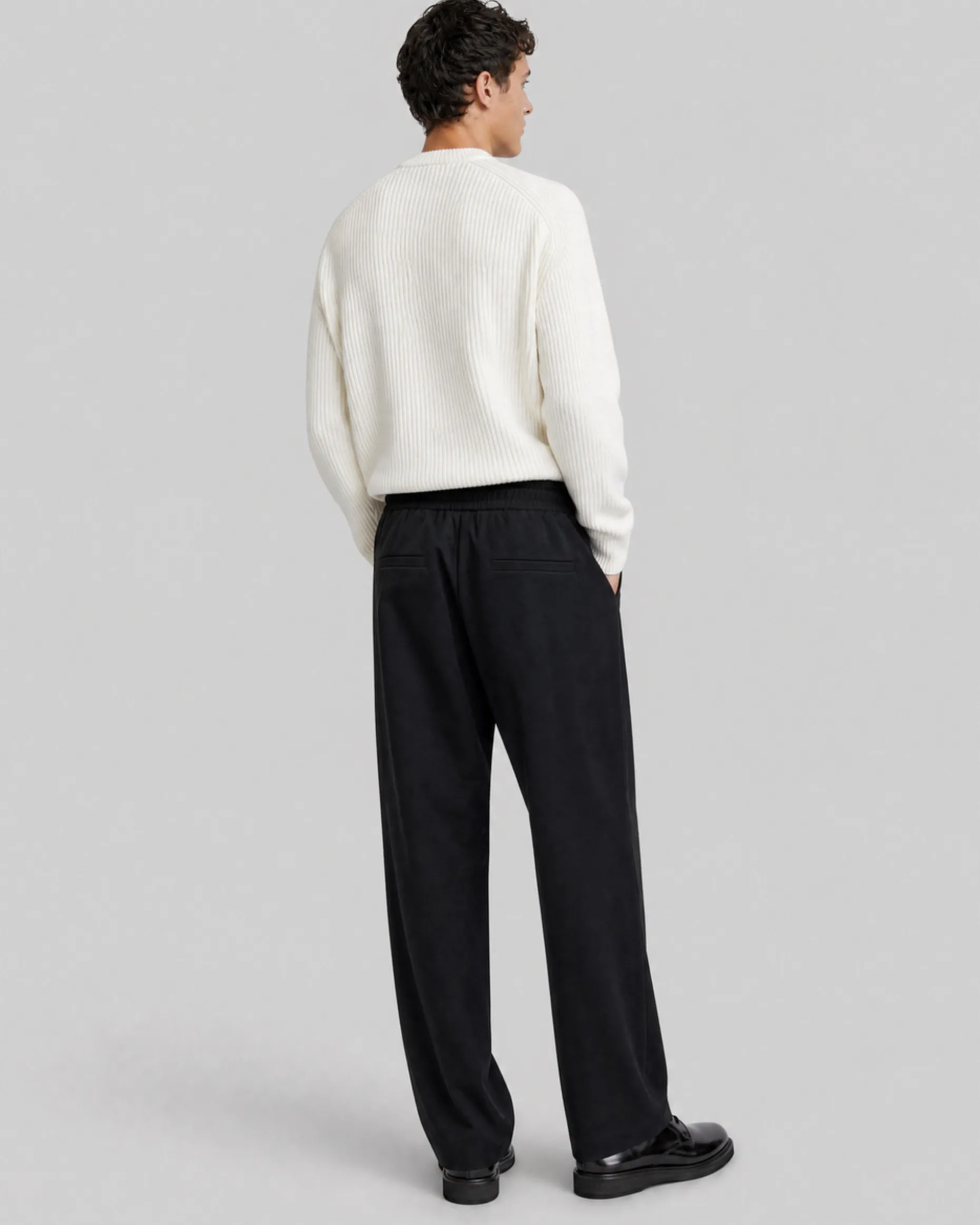 Pantalon droit en laine noir