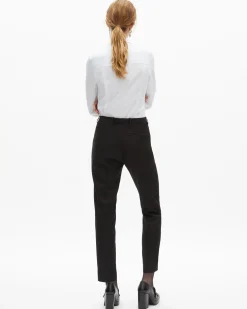 Pantalon tailleur en laine coupe ajustée noir