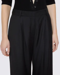 Pantalon tailleur large en laine noir