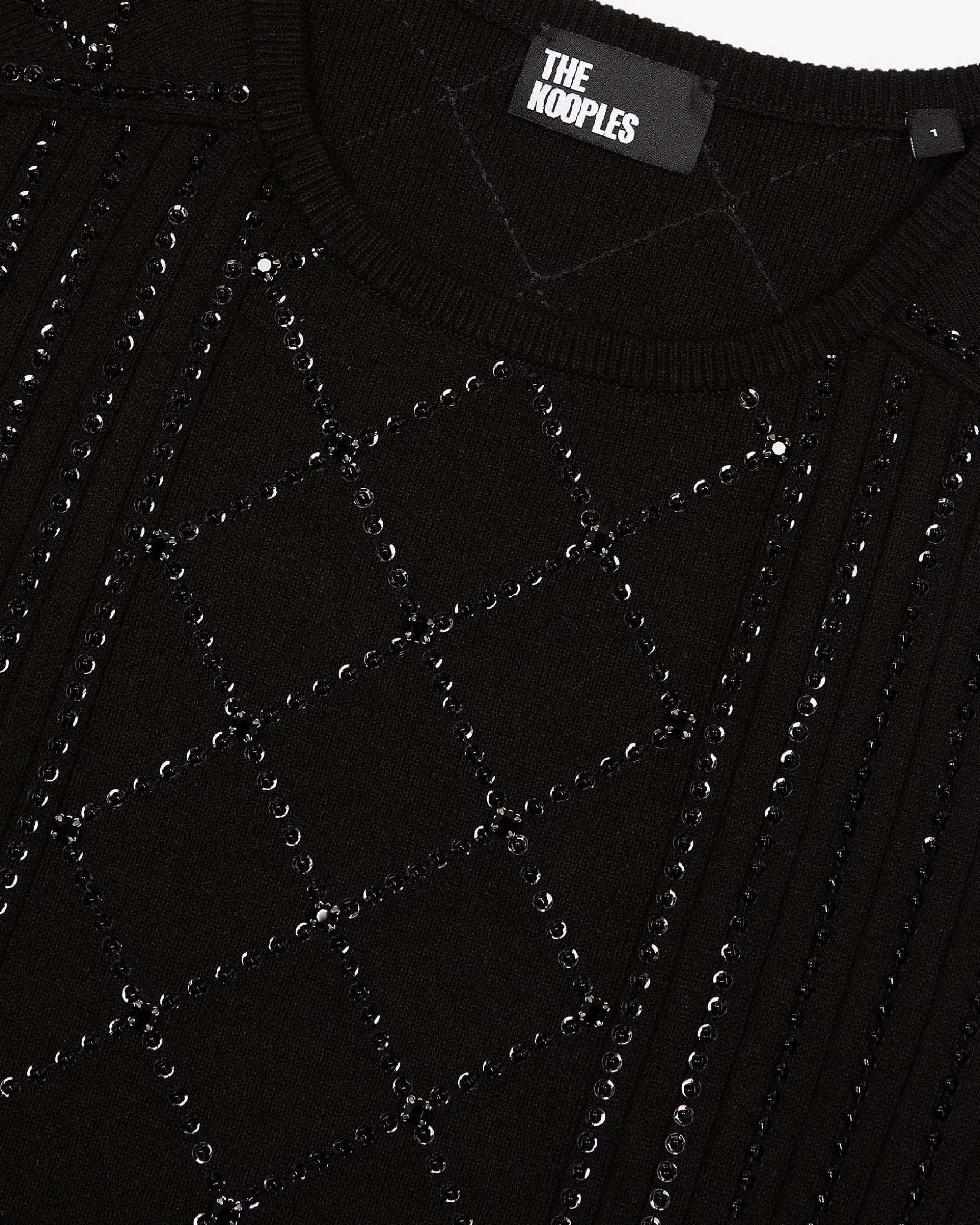 Pull avec strass et perles noir