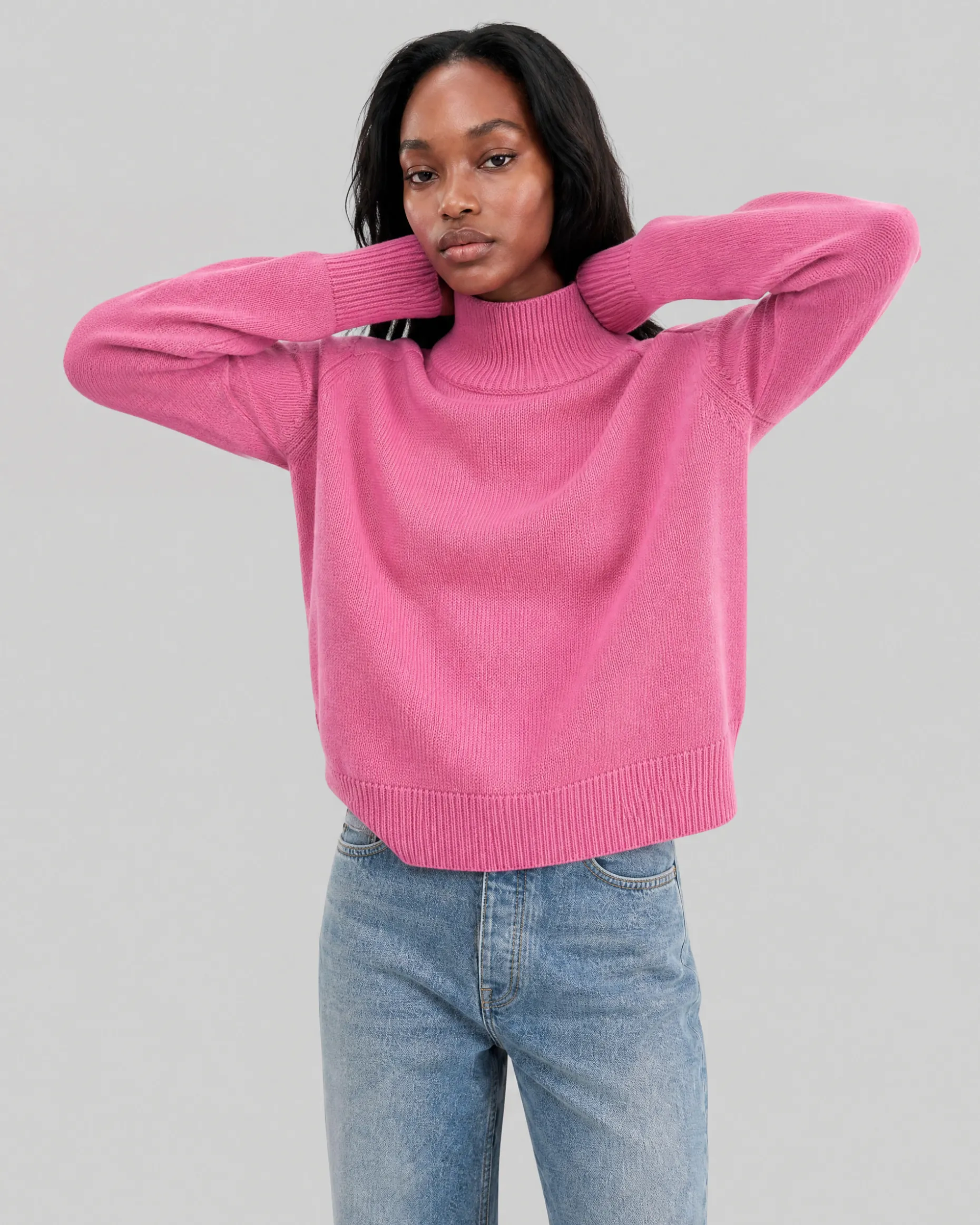 Pull col montant en laine mérinos rose