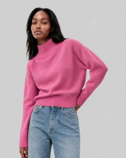 Pull col montant en laine mérinos rose
