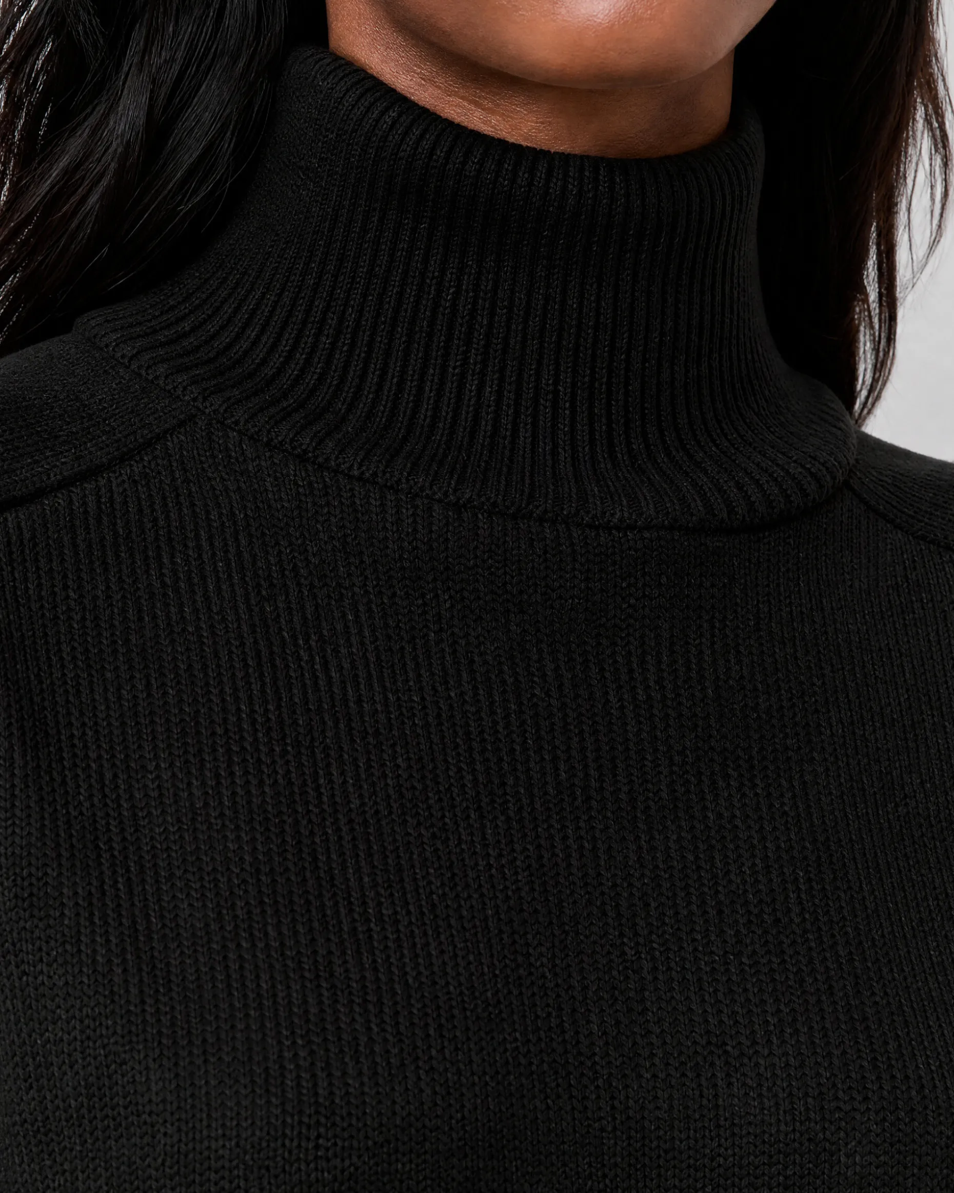 Pull col montant en laine noir