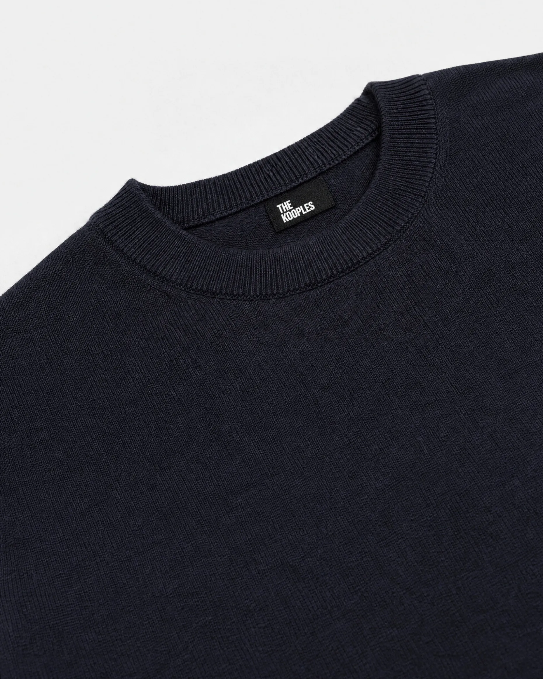 Pull col rond en laine mérinos marine