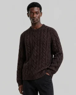Pull col rond torsadé en laine marron