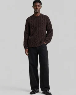 Pull col rond torsadé en laine marron