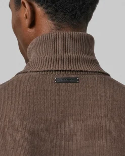 Pull col roulé en laine marron