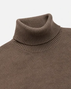 Pull col roulé en laine marron