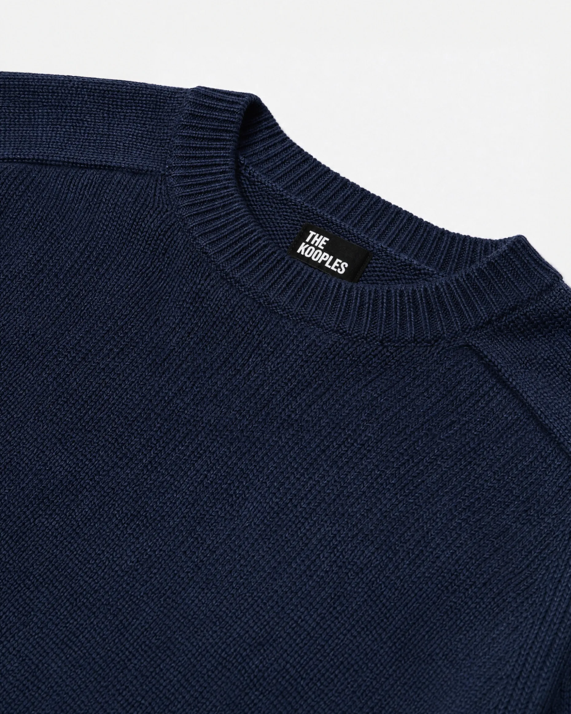 Pull en laine merinos marine