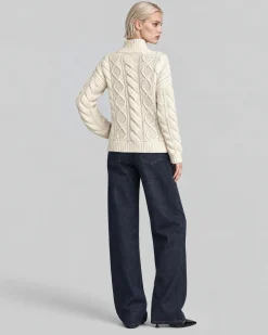 Pull en maille torsadée laine mérinos écru