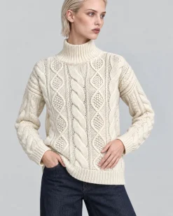 Pull en maille torsadée laine mérinos écru